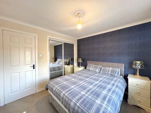 Photo 5- click for photo gallery